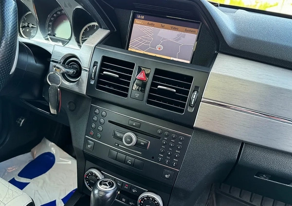 Mercedes-Benz GLK cena 56900 przebieg: 231000, rok produkcji 2009 z Płock małe 704